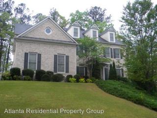 3300 Renaissance Cir, Atlanta GA  30349-1043 exterior