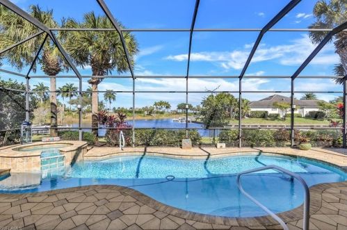8737 Hideaway Harbor Ct, Naples FL 34120-4327 exterior