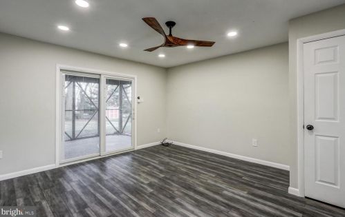 3075 Essex Pl, Lancaster PA  17601-1612 exterior