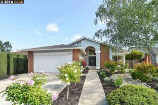 5025 Saint Garrett Ct, Concord, CA 94521-3619