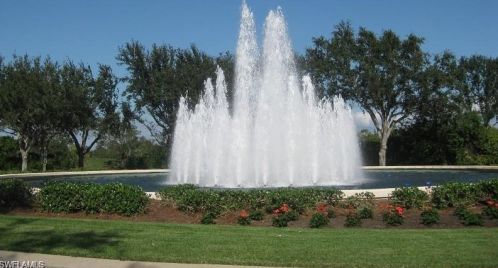 1090 Egrets Walk Cir, Naples, FL 34108-2408