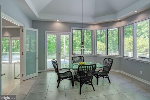 10011 Avenel Farm Dr, Rockville MD 20854-5410 exterior