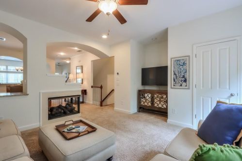 7360 Glisten Ave, Atlanta GA 30328-2876 exterior