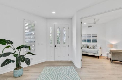 161 Colonade Cir, Naples FL 34103-8720 exterior