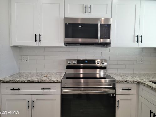 2911 Casa Tomas Ct, Phoenix AZ  85016-7708 exterior