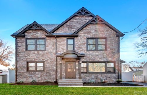 214 Rose St, Metuchen NJ  08840-2648 exterior