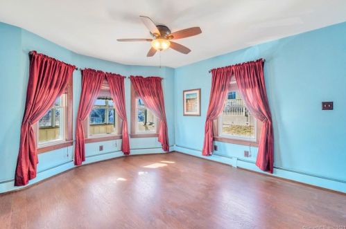 40 Commonwealth Ave, New Britain CT 06053-2913 exterior