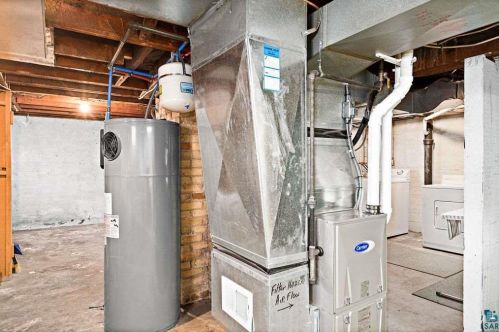 1219 5 St, Duluth MN 55806-2336 exterior