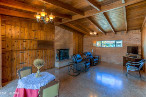 201 Irving Ave, Tucson AZ 85711-6239 exterior