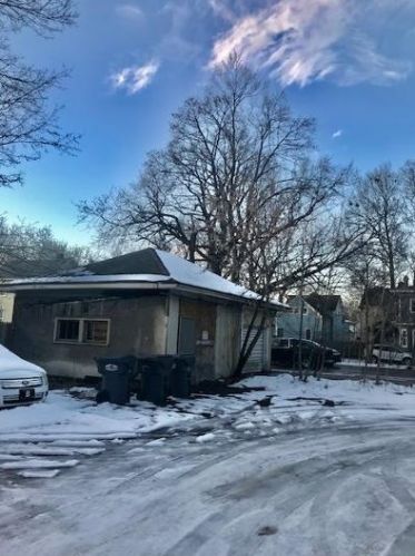 922 Park St, Kalamazoo MI 49001-5620 exterior