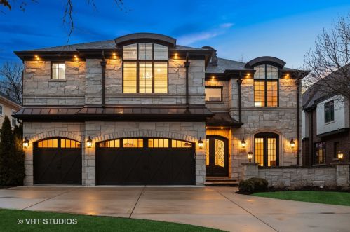 550 Kenilworth Ave, Elmhurst, IL 60126-4445