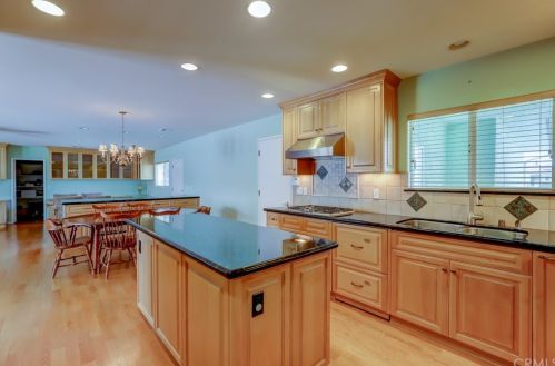 313 Lillie Ave, Fullerton CA 92831-4226 exterior