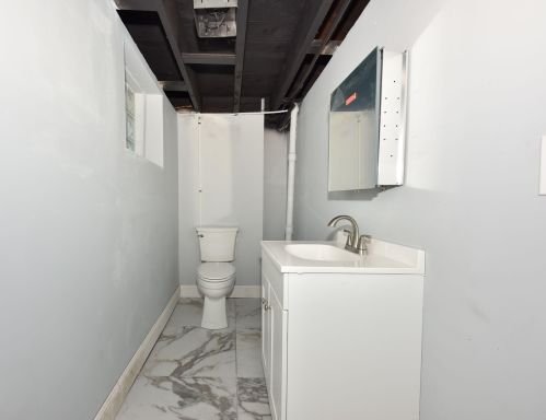 1939 18th St, Milwaukee WI  53205-1646 exterior