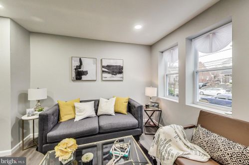 5506 C St, Washington DC  20019-6337 exterior