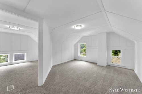 607 Hawthorne St, Grand Rapids MI 49503-3411 exterior