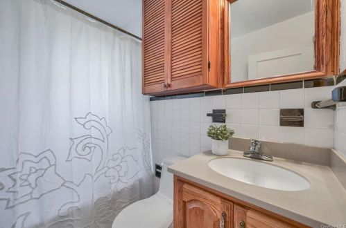 11 Marple Rd, Poughkeepsie NY 12603-1342 exterior