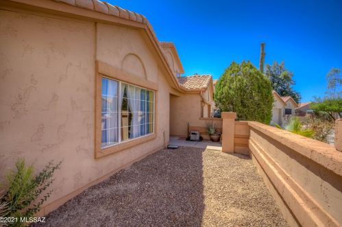 4534 Lord Redman Loop, Tucson AZ  85741-4039 exterior
