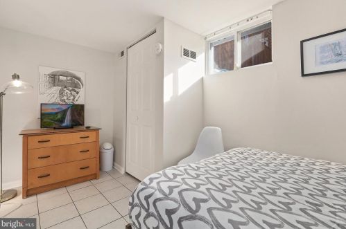 209 62nd St, Washington DC  20019-7933 exterior