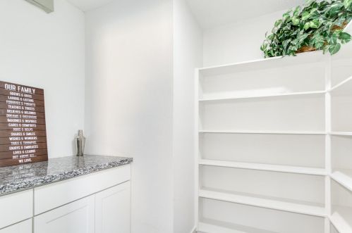 11219 41st Ave, Phoenix AZ  85029-3808 exterior