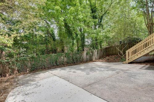 1332 Hooper Ave, Atlanta GA 30307-2014 exterior