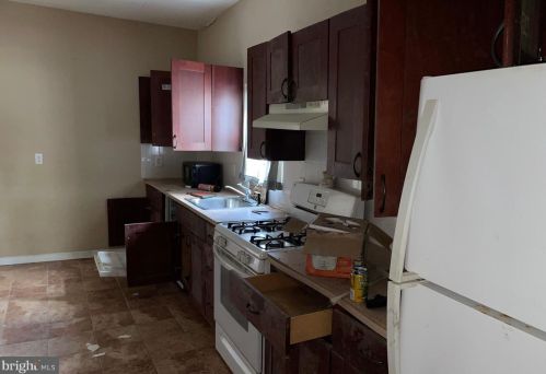 904 Carteret Ave, Trenton NJ 08618-5341 exterior