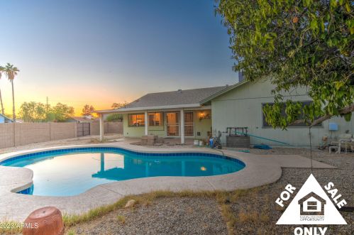 15837 25th Ave, Phoenix AZ  85023-4147 exterior