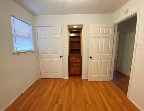 300 El Paso St, Austin TX  78704-6324 exterior