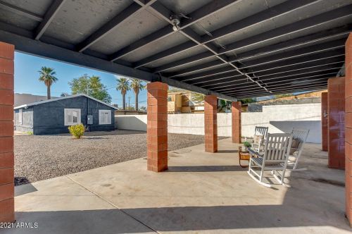 395 21st Ave, Phoenix AZ 85027-3422 exterior