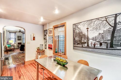 2039 Brandywine St, Philadelphia PA 19130-3204 exterior