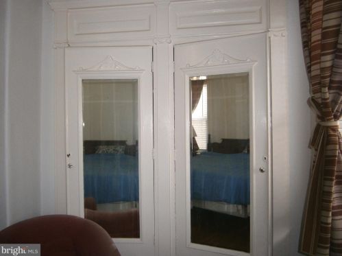 505 49 St, Philadelphia PA 19143-2001 exterior