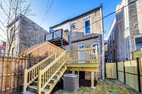 2255 Monroe St, Chicago IL  60612-2936 exterior