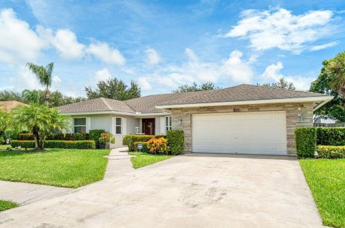 17620 Lake Park Rd, Boca Raton, FL 33487-1113