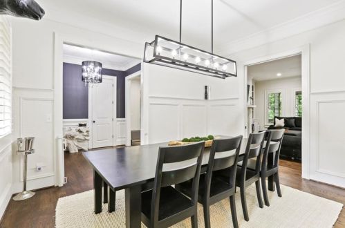 200 Laurel Forest Cir, Atlanta GA  30342-4110 exterior