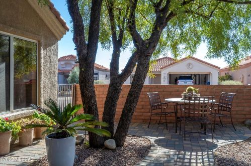 2261 Gerbera Way, Tucson AZ 85755-7167 exterior