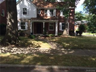 19510 Roslyn Rd, Detroit, MI 48221-1840