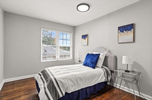 1881 Bayberry Dr, Atlanta GA 30311-3406 exterior