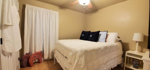 8519 Bay Springs Dr, Orlando FL  32819-4970 exterior