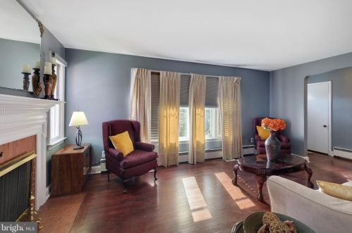 3734 Camden St, Washington DC  20020-1226 exterior