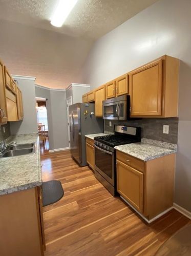 8423 Browns Ml Trce, Lithonia GA 30038-7509 exterior