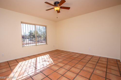 7437 Casablanca Dr, Tucson AZ 85704-1315 exterior