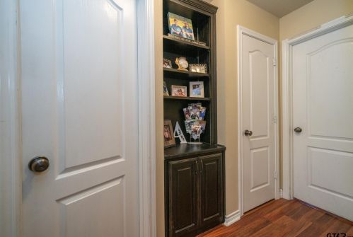 704 Cheryl St, Longview TX 75604-1044 exterior