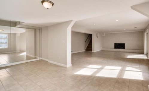 8180 Innsbruck Dr, Atlanta GA 30350-4312 exterior