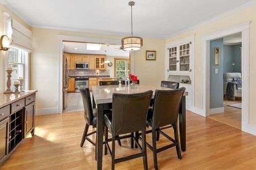 172 Middlesex St, North Andover MA 01845-3829 exterior