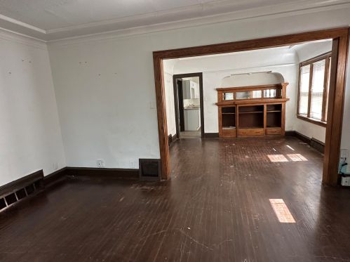 4918 37th St, Milwaukee WI  53221-2529 exterior