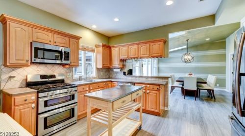 59 Mountainview Ave, Nutley NJ 07110-2233 exterior