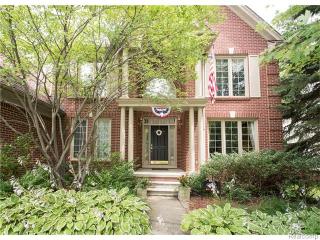 43498 Castlewood, Novi, MI 48375-4002