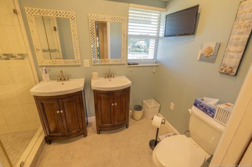 1579 Sunshine Ave, Fort Pierce FL  34952-6011 exterior