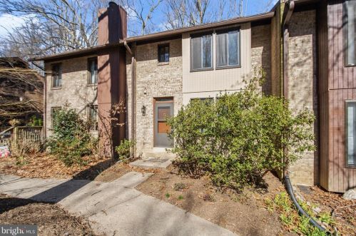 7831 Briardale Ter, Rockville, MD 20855-2071