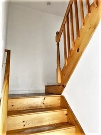 8 Harlem St, Worcester MA 01610-2106 exterior