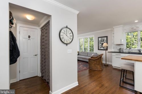 65 Linwood Cir, Princeton NJ 08540-3623 exterior